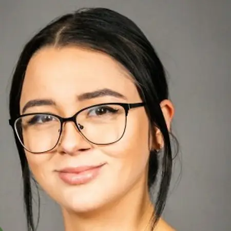 Lea Patrick, Undergraduate Researcher on Influential Women