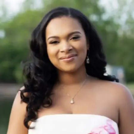 Michaela Copeland, Social Media Lead on Influential Women