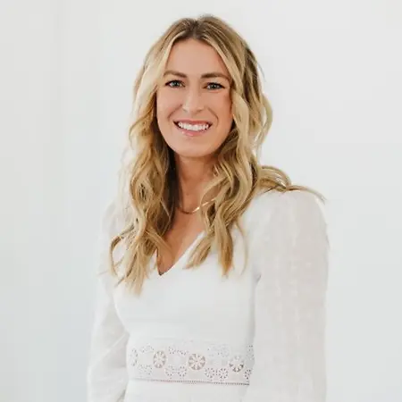 Cara Hannawald, Medical Science Liaison on Influential Women