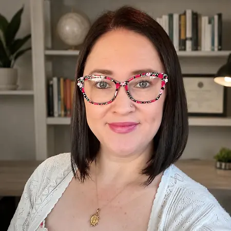 Ashley Zapata, MA, LVN, CDP, CAS, Founder of My Brain Explained | Nurse | Author on Influential Women