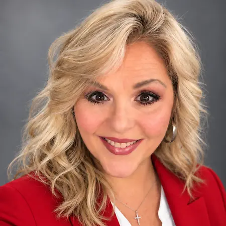 Deb Van Dyne, Learning Management System Manager on Influential Women