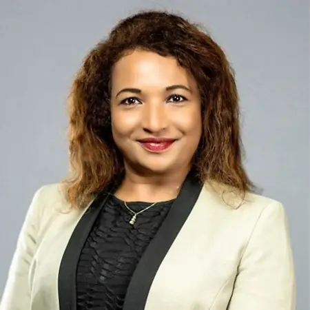 Madhuri Adettiwar, Executive & Advisor on Influential Women