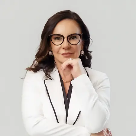 Cintia Leone, Founder on Influential Women