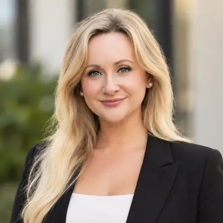 Ashley Dale Rodriguez, Senior Benefit Consultant on Influential Women