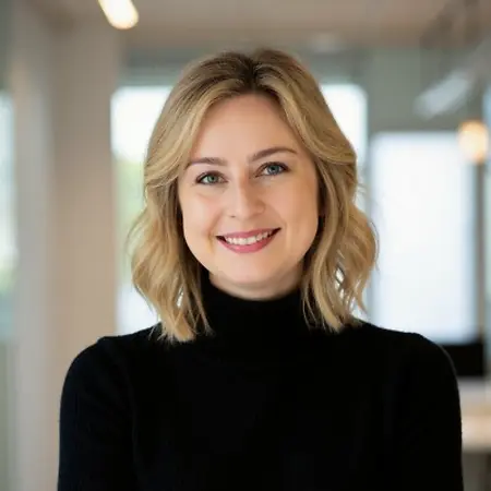 Nicole Hryczyk, Senior Subcontracts Administrator on Influential Women