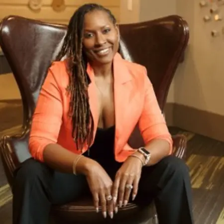 Elizabeth Colen, IHP | Integrative Health Practitioner on Influential Women