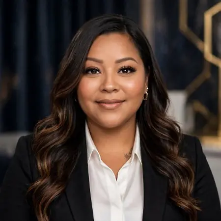 Jasmin Gudino, Business Consultant on Influential Women