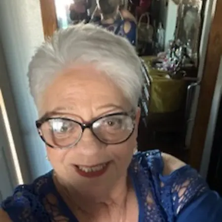 Sarah K. Walker, Realtor | Author | Jewelry Designer on Influential Women