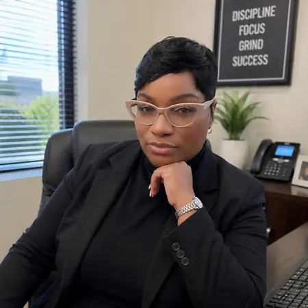 Shunta Bailey, COO, Tax Specialist, Finance Manager on Influential Women