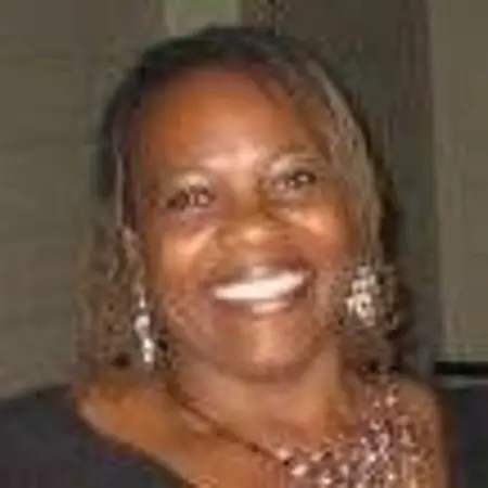 Lisa Bennett, Portfolio Manager on Influential Women