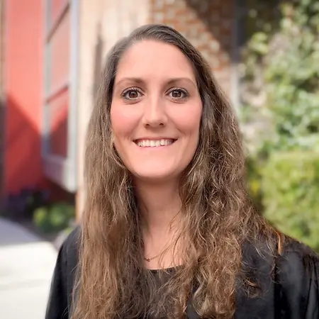 Kara Thomason, Healthcare Marketing Manager on Influential Women