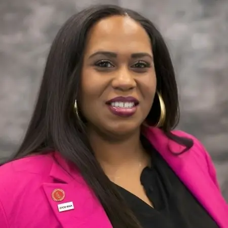 Tara Saviet, Manager, HR, Talent Acquisition and Workforce Planning on Influential Women