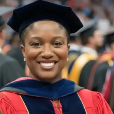 Cassandre Coles, Expert Contributor on Influential Women