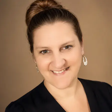 Lynn Bock, Senior Billing and Invoicing Specialist on Influential Women