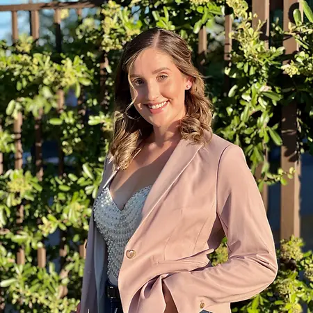 Leah Cram, LCSW, CTRS, Psychotherapist | Behavioral Healthcare Provider on Influential Women