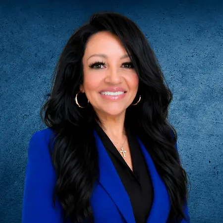 Esther Aguillon, Founder and Owner on Influential Women