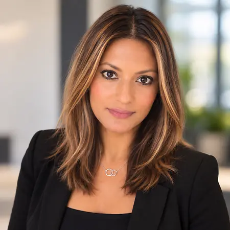 Samantha Kennedy, Strategic Marketing & Communications Leader on Influential Women