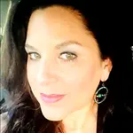 Dana Prata-Defrance, Showroom Consultant on Influential Women
