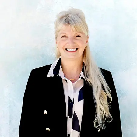 Shelly M De Leon, Author and Artist on Influential Women