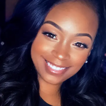 Shamira Roberson, Human Resources Representative on Influential Women