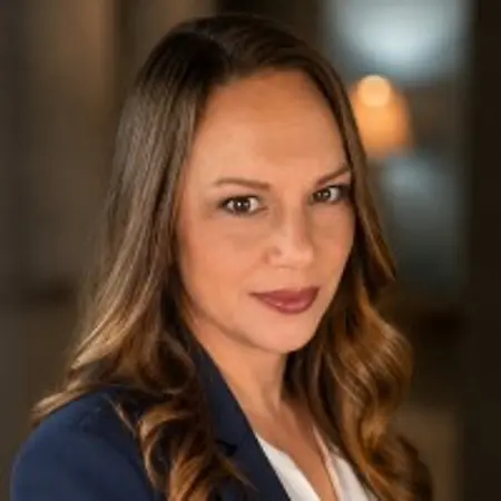 Dr. Amanda Wilkes PhD, MPH, CHC, CLC, Certified Health Coach on Influential Women