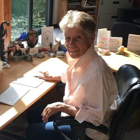 Carol E. Anderson, MFA, MSOD, Author | Leadership Coach | Life Coach on Influential Women