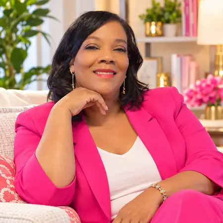 Dr. Lynn  Turner Smith, Educational Psychologist & Midlife Mentor on Influential Women