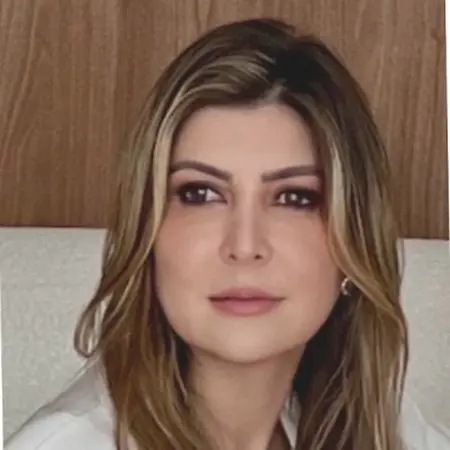 Raquel Ferraz de Campos, Senior Global Supportability Program Manager for Modern Work & Security on Influential Women