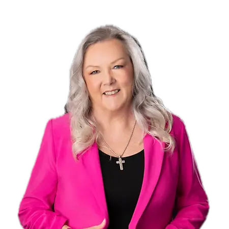 Suzanne Vasbinder, Real Estate Broker on Influential Women