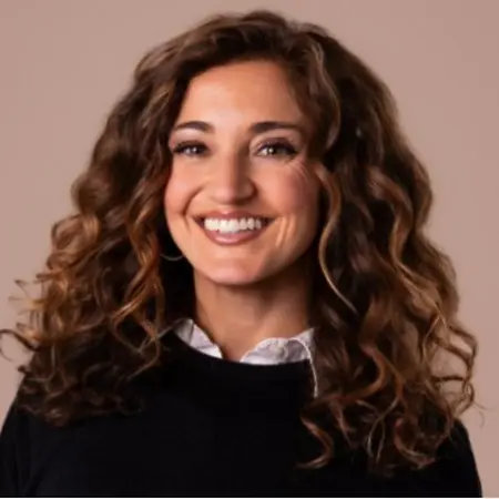 Yana Dolokhanova, Large Enterprise Account Executive on Influential Women