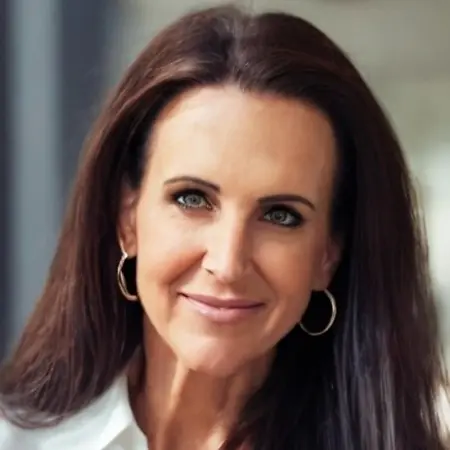 Cindy Dunkle, Chief People Officer on Influential Women