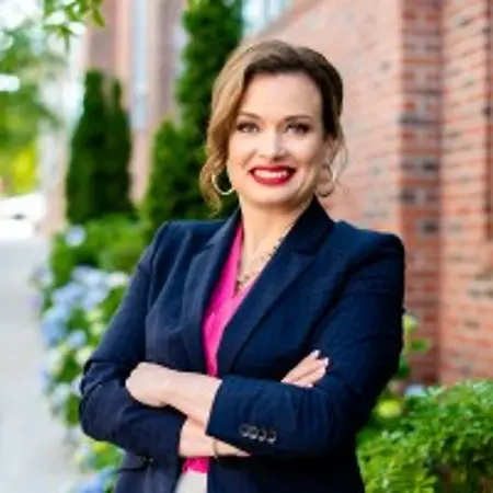 Amanda McHugh Stilwell, IAR, NSSA®, RSSA®, CLTC®, Senior Financial Advisor and Founder on Influential Women