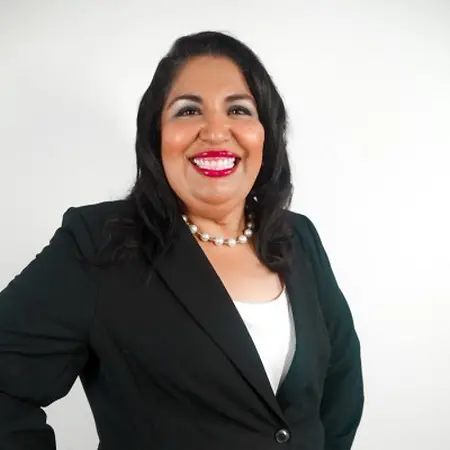Silvia Elizabeth Martinez, Chief Executive & Managing Consultant on Influential Women