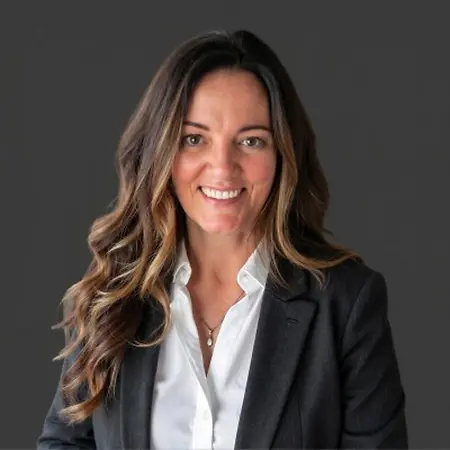 Jennifer Hankins, Corporate Paralegal on Influential Women