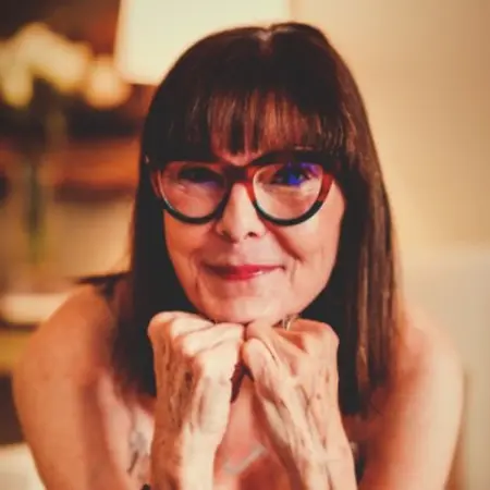 Julie Gardner, Founder | Executive Director on Influential Women