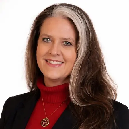 Victoria Jimenez, Marketing Manager on Influential Women