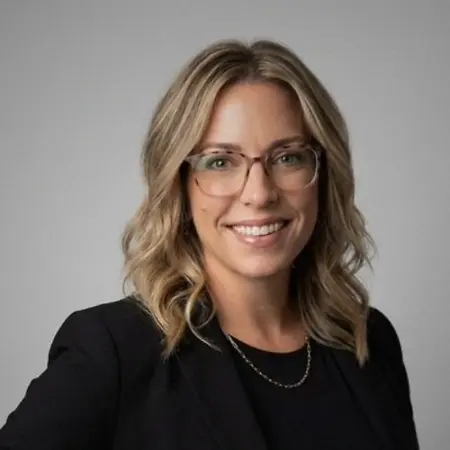 Sarah Kostyszyn, Regional Customer Success Manager on Influential Women