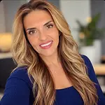 Josalyne Resendes, Senior Client Service Specialist on Influential Women