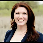 Bridget Vee, Travel Advisor on Influential Women