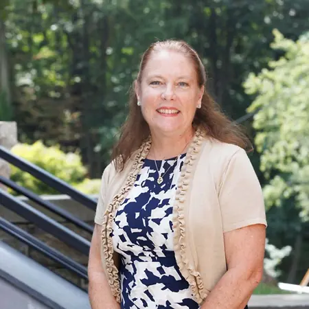 Dr. Catherine Healy Sharbaugh, DNP, FNP, GNP, B-C, FNYAM, FRCSI