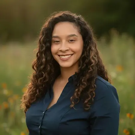 Lynnette Montañez, LCSW