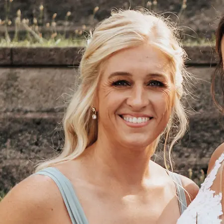 Lauren Robertson, FNP-C profile on Americas Best In Medicine