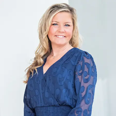 Alicia Pate, PhD, DMSc, MPAS, PA-C, Cardiac Surgery Account Executive & Clinical Trainer on Americas Best In Medicine