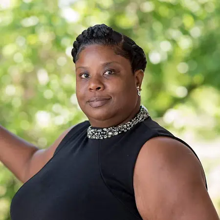Crystal Lake-Akinnuoye, MSN, FNP-C, RN profile on Americas Best In Medicine