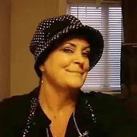 Polly June Key profile on Americas Best In Medicine