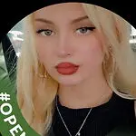 Madalyn Maxwell, Social media management on Influential Women