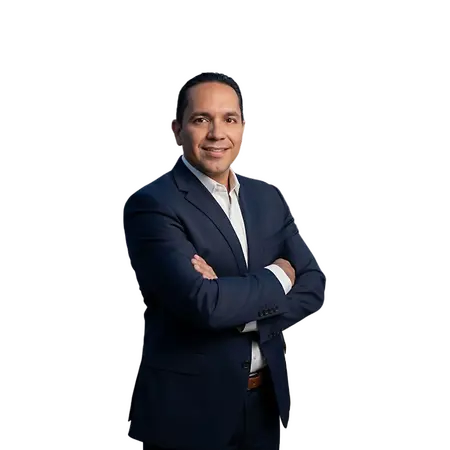 Guillermo Flores Rueda, Customer Success Specialist Senior Leader on Notable Men
